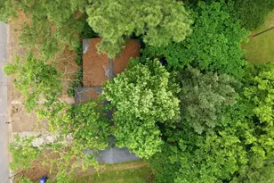 402 Abel St, Greenville, NC 27834 - Photo 5