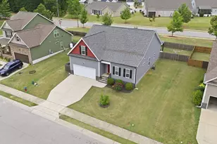 39 Fairview St, Clayton, NC 27520 - Photo 3