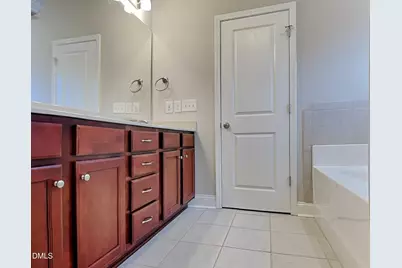 182 Rolling Oaks Lane, Benson, NC 27504 - Photo 9