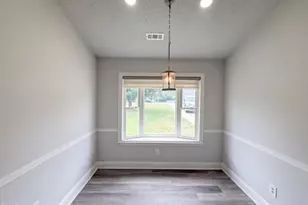 617 Country Ln, Holly Springs, NC 27540 - Photo 5