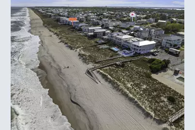 111 Hanby Avenue, Carolina Beach, NC 28428 - Photo 25