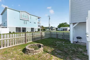 111 Hanby Ave, Carolina Beach, NC 28428 - Photo 41