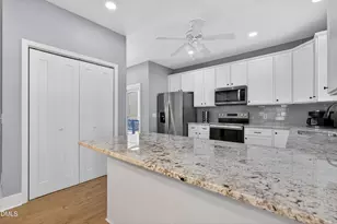 111 Hanby Ave, Carolina Beach, NC 28428 - Photo 15