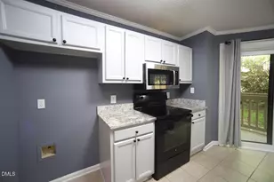 914 New Kent Pl, Cary, NC 27511 - Photo 9