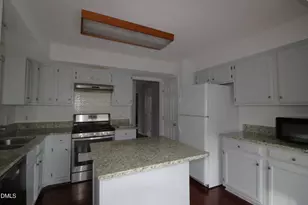 108 Foscoe Ln, Cary, NC 27513 - Photo 5