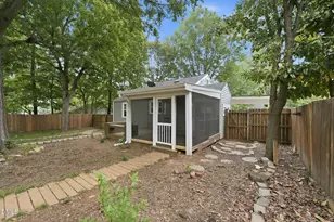 1627 Melody Ln, Burlington, NC 27215 - Photo 5