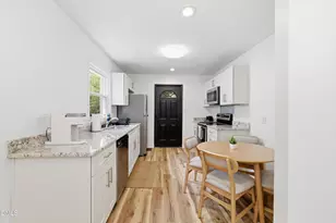 1213 Gregory St, Greensboro, NC 27403 - Photo 9