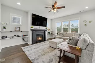 2420 Glade Mill Ct, Fuquay-Varina, NC 27526 - Photo 7