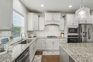 2420 Glade Mill Ct, Fuquay Varina, NC 27526 - Photo 5