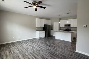 882 John St, Clayton, NC 27520 - Photo 3