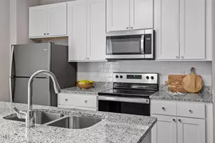 886 John St, Clayton, NC 27520 - Photo 5
