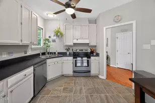 3838 Carnegie Ln, Raleigh, NC 27612 - Photo 9