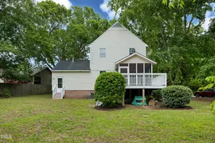 604 Vannoy Pl, Fuquay Varina, NC 27526 - Photo 17