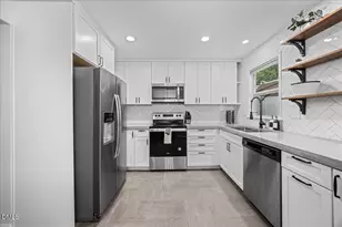 7933 Foxwood Dr, Raleigh, NC 27615 - Photo 11