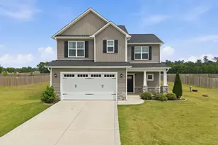 72 Sanford Ln, Dunn, NC 28334 - Photo 3