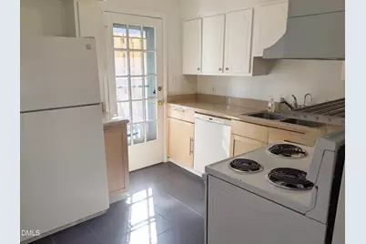 220 Elizabeth Street #Apt B6, Chapel Hill, NC 27514 - Photo 13