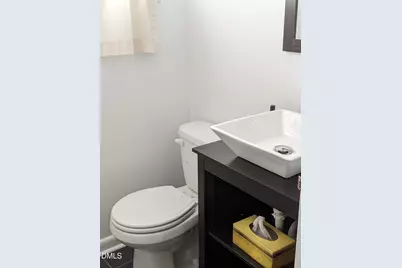 220 Elizabeth Street #Apt B6, Chapel Hill, NC 27514 - Photo 3