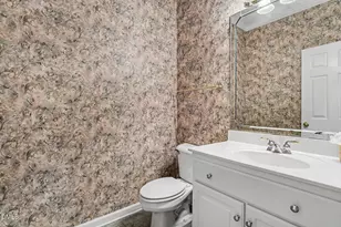 804 S Baden Ct, Goldsboro, NC 27534 - Photo 17
