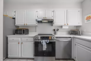 105 Fidelity St, Carrboro, NC 27510 - Photo 11