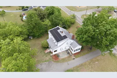 203 Vernon Street, Broadway, NC 27505 - Photo 37