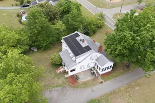 203 Vernon St, Broadway, NC 27505 - Photo 37