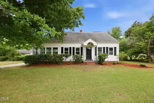 203 Vernon St, Broadway, NC 27505 - Photo 1