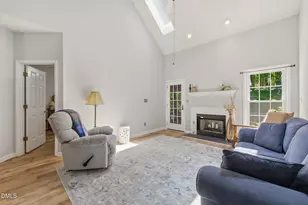 126 Riverwalk Cir, Cary, NC 27511 - Photo 17