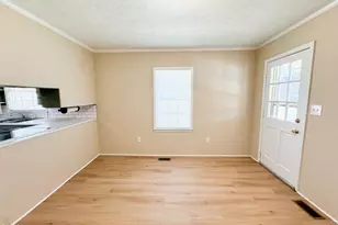 1201 Dover St, Roxboro, NC 27573 - Photo 11