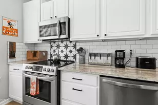 8454 Central Dr, Raleigh, NC 27613 - Photo 11