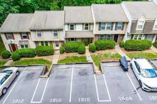 1910 Fox Sterling Dr, Raleigh, NC 27606 - Photo 3