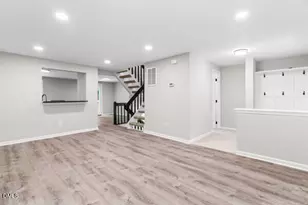 1910 Fox Sterling Dr, Raleigh, NC 27606 - Photo 9