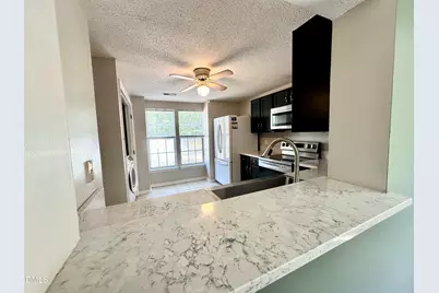 108 E Chalfont Way, Cary, NC 27513 - Photo 5