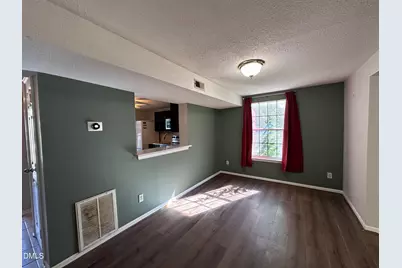 108 E Chalfont Way, Cary, NC 27513 - Photo 7
