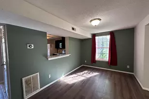 108 E Chalfont Way, Cary, NC 27513 - Photo 7