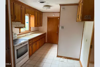 503 Rollingwood Drive, Brogden, NC 28333 - Photo 7