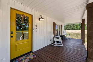 1096 Flat Rock Church Rd, Louisburg, NC 27549 - Photo 5