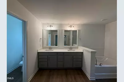 10400 Hamish Drive, Zebulon, NC 27597 - Photo 13