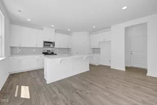 333 Providence Crk Dr, Fuquay Varina, NC 27526 - Photo 9