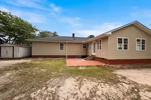 1210 N Park Ave, Dunn, NC 28334 - Photo 17