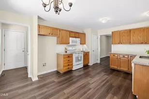 218 Swansboro Dr, Cary, NC 27519 - Photo 13