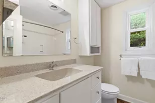 1107 Nichols Dr, Raleigh, NC 27605 - Photo 33