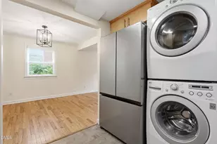 1107 Nichols Dr, Raleigh, NC 27605 - Photo 19