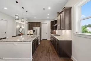 1049 Queensdale Dr, Cary, NC 27519 - Photo 9