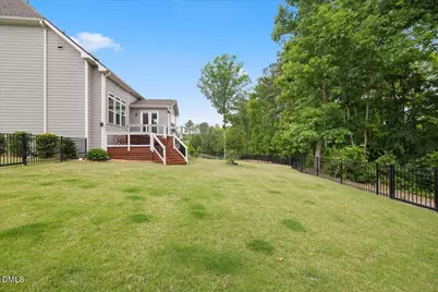 1049 Queensdale Drive, Cary, NC 27519 - Photo 5