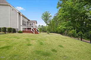 1049 Queensdale Dr, Cary, NC 27519 - Photo 5