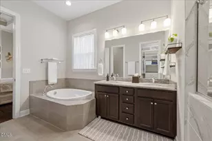 1049 Queensdale Dr, Cary, NC 27519 - Photo 23