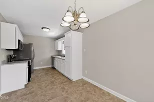 4007 Billingsford Cir, Fayetteville, NC 28311 - Photo 19