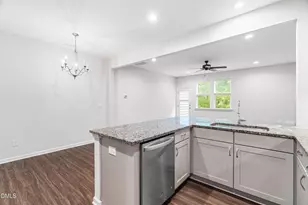 1305 Fitchie Pl, Durham, NC 27703 - Photo 9