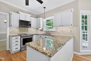 115 N Drawbridge Ln, Cary, NC 27513 - Photo 31