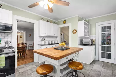 443 Parkview Drive, Burlington, NC 27215 - Photo 9